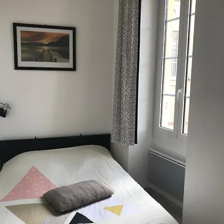 Au Coeur De La Vieille * 芒通